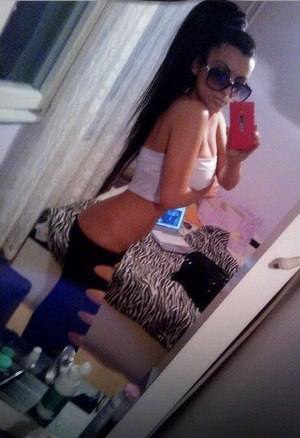 Yuridia, 19, Maryland | Younger Adult Woman Seeking Older Men