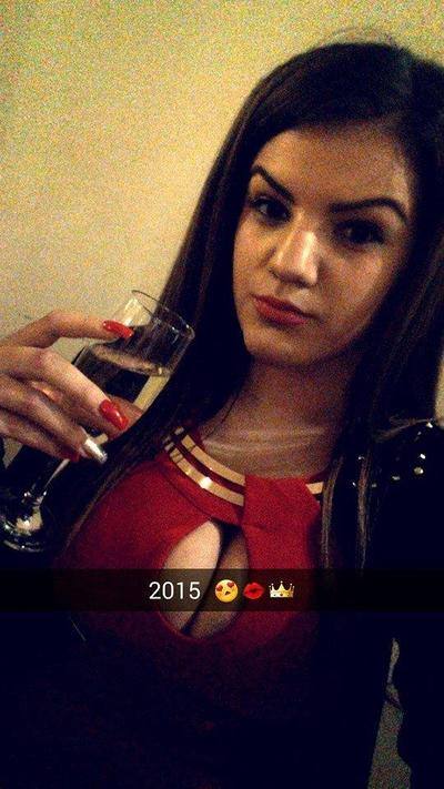 Elaina (18), Wisconsin | Local Discreet Adult Connection