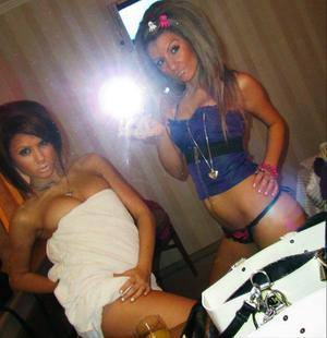 Local Maryland Profile: Mina (18) | Older Men Welcome