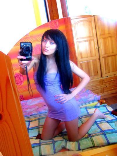Chat with Rebekah (25) in West Virginia | Casual Dating Profile