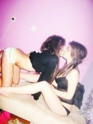 Dahlia (23) in California | Casual Dating with Older Men