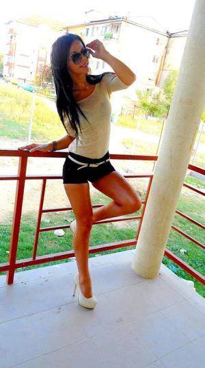 Simone, age 19, Colorado profile picture