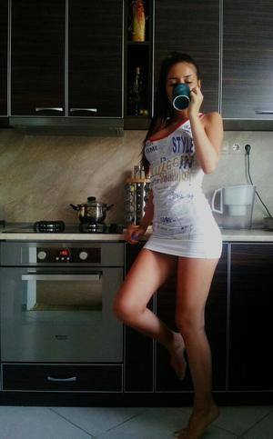 Amina (22), Louisiana | Local Discreet Adult Connection