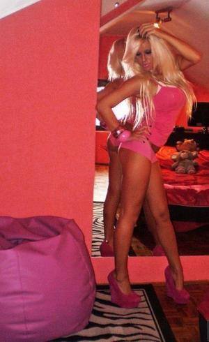 Isabel, 27, Wisconsin | Younger Adult Woman Seeking Older Men