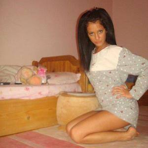 Marisa, 21 in Michigan | Casual Dating and Private Chat