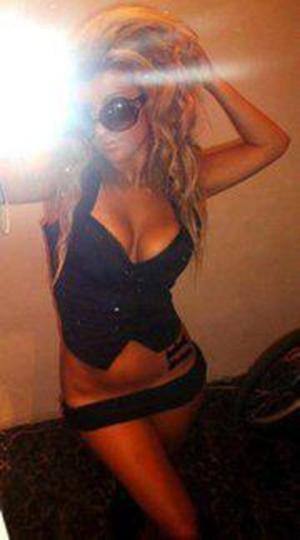 Camille (24), Illinois | Adult Chat and Casual Meetups