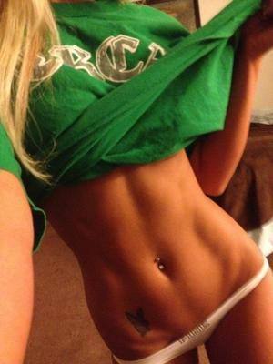 Paula (21) in Texas | No-Strings Adult Dating