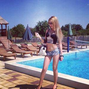 Aileen (22) profile photo in Wilmington, NC