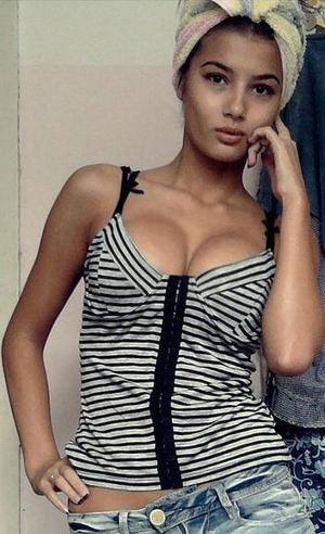 Nancy (24) in Quebec | No-Strings Adult Dating