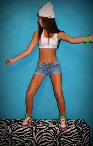 Connect with Dina (21) | Oregon NSA Hookups