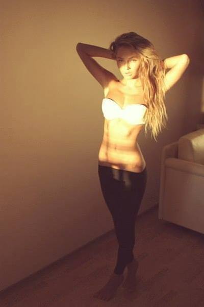 Dating profile image of Tabitha, age 19, Los Angeles, CA