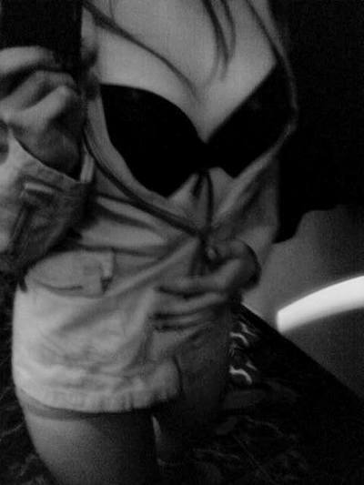 Tonya, 22, New York | No Commitment Dating Profile