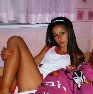 Cecelia, 20, Los Angeles, CA local dating profile photo