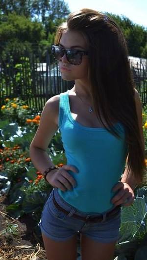 Isla (27) in Montana | No-Strings Adult Dating