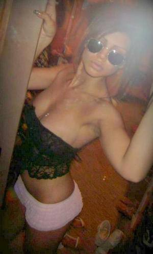 Shayna (21) in Massachusetts | No-Strings Adult Dating