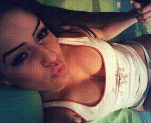 Alissa (18), local adult profile photo in Los Angeles, CA