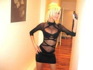 Dominique (28) in Quebec | No-Strings Adult Dating