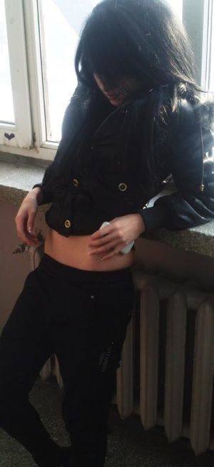 Meet Kourtney (28) from Quebec | NSA Casual Encounters