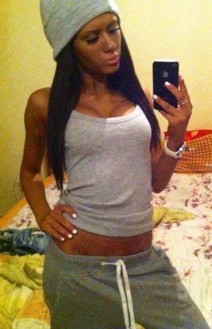 Kimberlee (21) in California | No-Strings Adult Dating