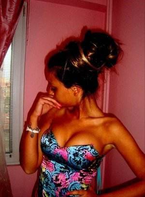 Joanna (18) profile photo in Los Angeles, CA