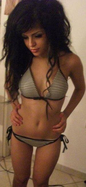 Meet Katie (18) from California | NSA Casual Encounters
