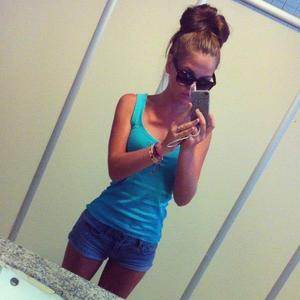 Profile photo of Belinda, age 20, from Fort Myers, FL