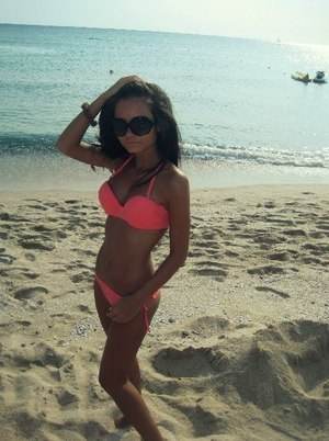 Aylin, age 19, profile photo from Miami, FL