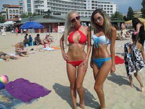 Photo of Sandy (24) from Alberta dating profile