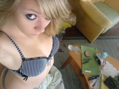 Nobuko from Dillard, Oregon is looking for adult webcam chat