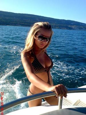 Lanette from Linville, Virginia is looking for adult webcam chat
