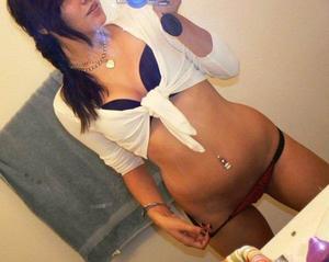 Joycelyn from  is looking for adult webcam chat