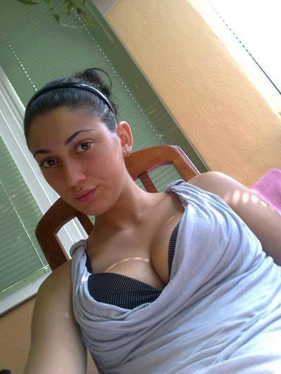 Lucrecia from San Miguel, California is interested in nsa sex with a nice, young man