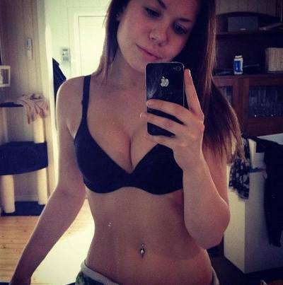 Bernardina from Alabama is looking for adult webcam chat