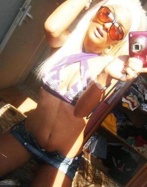 Kathyrn from Princeton, Kansas is looking for adult webcam chat