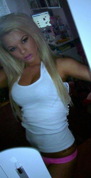 Erna from  is looking for adult webcam chat