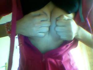 Looking for girls down to fuck? Kaela from Ontario is your girl