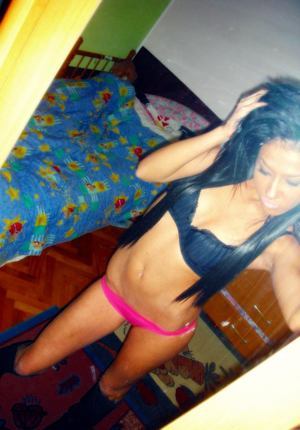 Joanne from South Dakota is looking for adult webcam chat