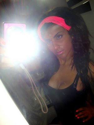 Estefana from  is interested in nsa sex with a nice, young man